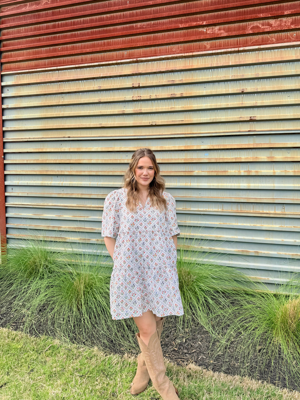 Lara Floral Dixie Split Neck Shift Dress